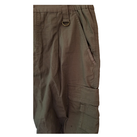 Task Force Adventure Gear Cargo Green Men's Shorts Size 38‎ Inseam 11 in - Picture 5 of 8
